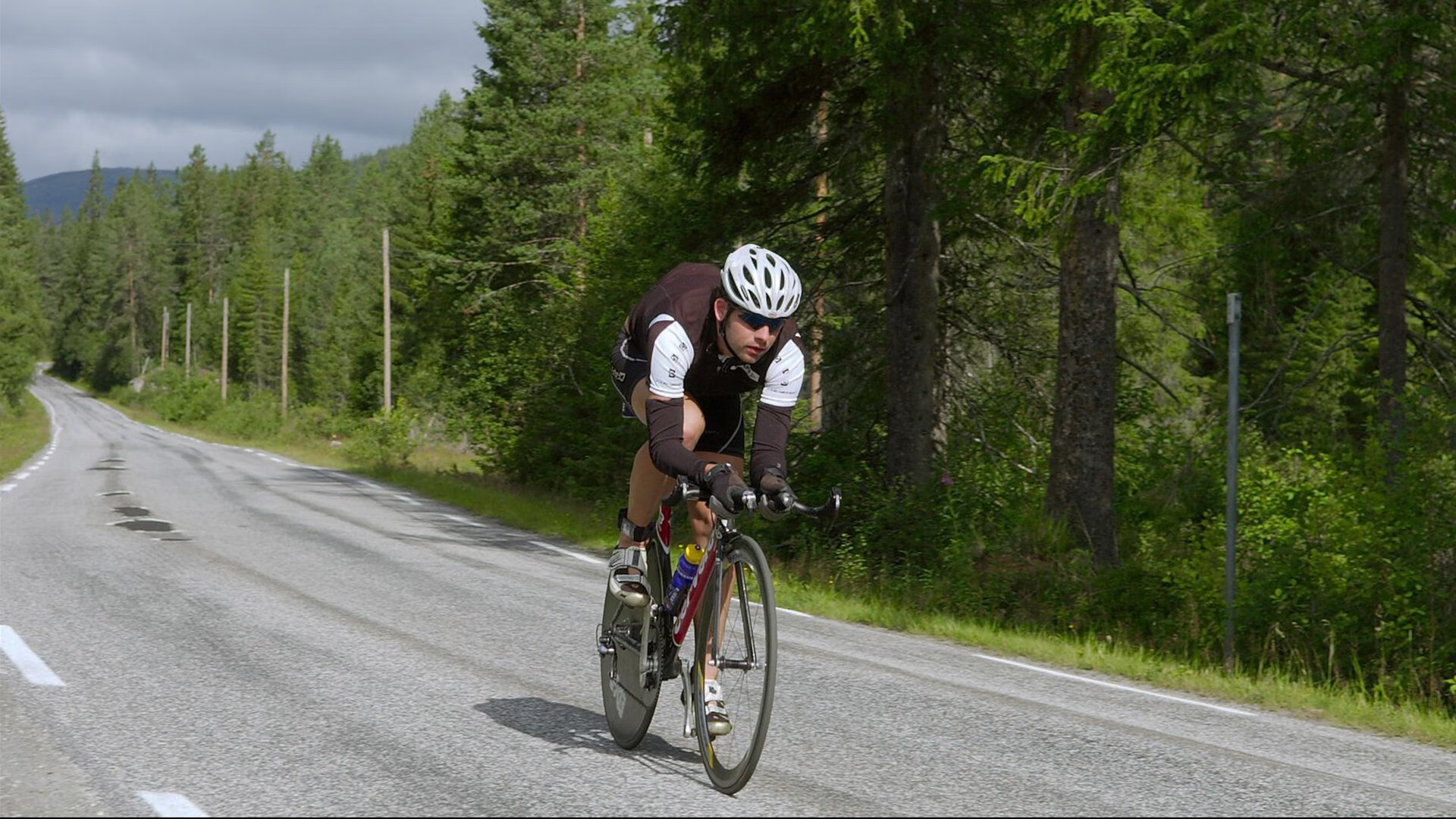 华体会官方入口-掘金成功卫冕总冠军，约基奇获FMVP，约基奇掘金队